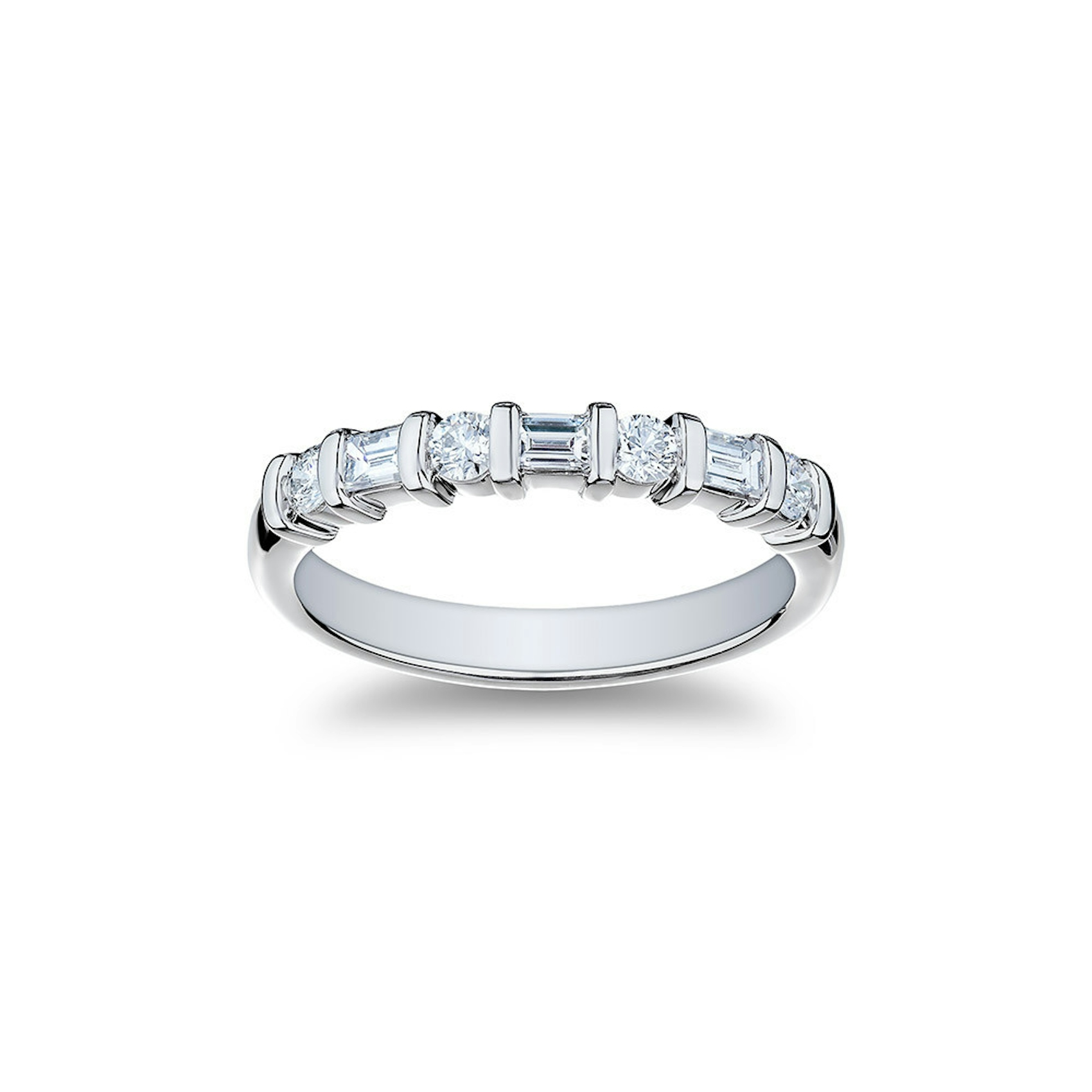 Vertical Platinum Diamond Band