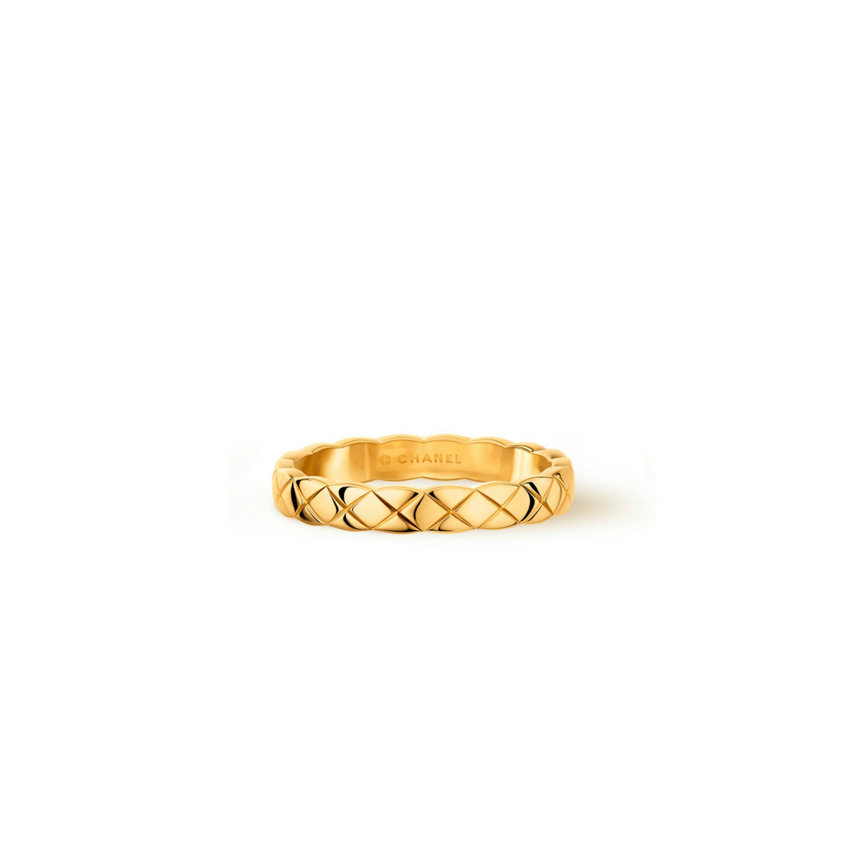 Vertical 18K Yellow Gold Coco Crush Quilted Mini Ring