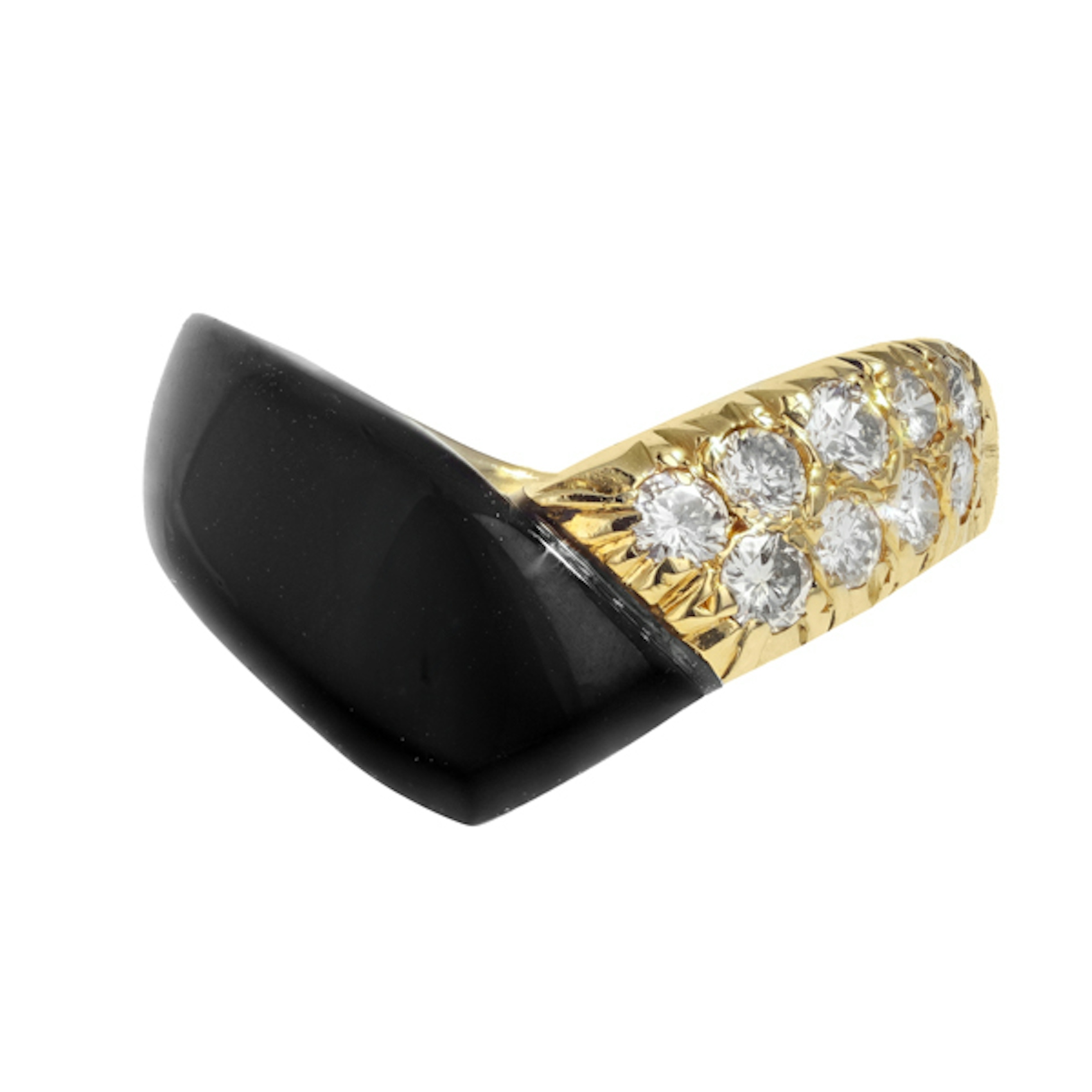 Vertical "V-Shaped Ring